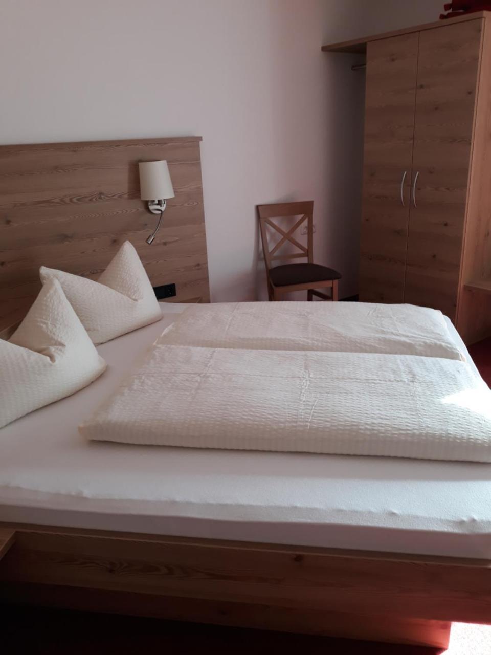 Bauernhof Kotz Bed & Breakfast Brunnen Ngoại thất bức ảnh